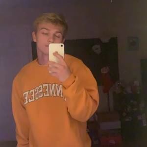 Meet your Posher, Lucas